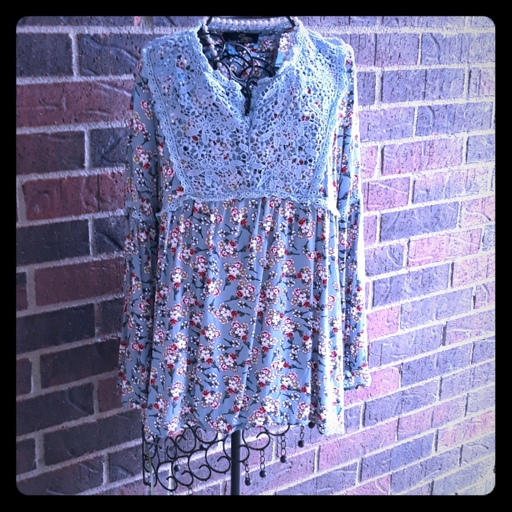 Pretty Vintage Top